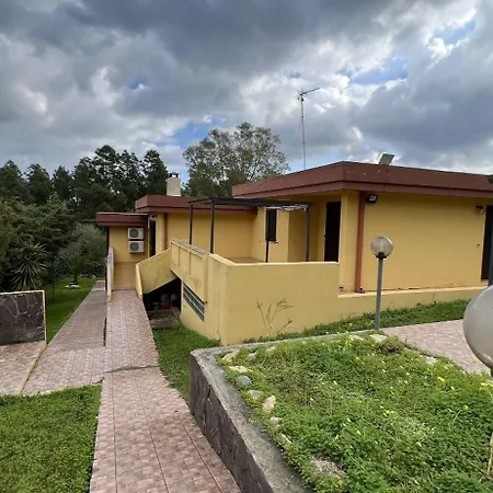 Ferienhaus Pia - *