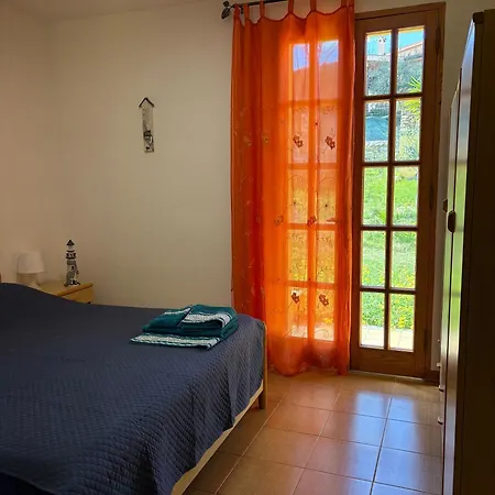 Pia - Ferienhaus Cala Sinzias