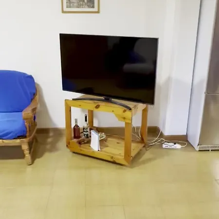 Pia - *